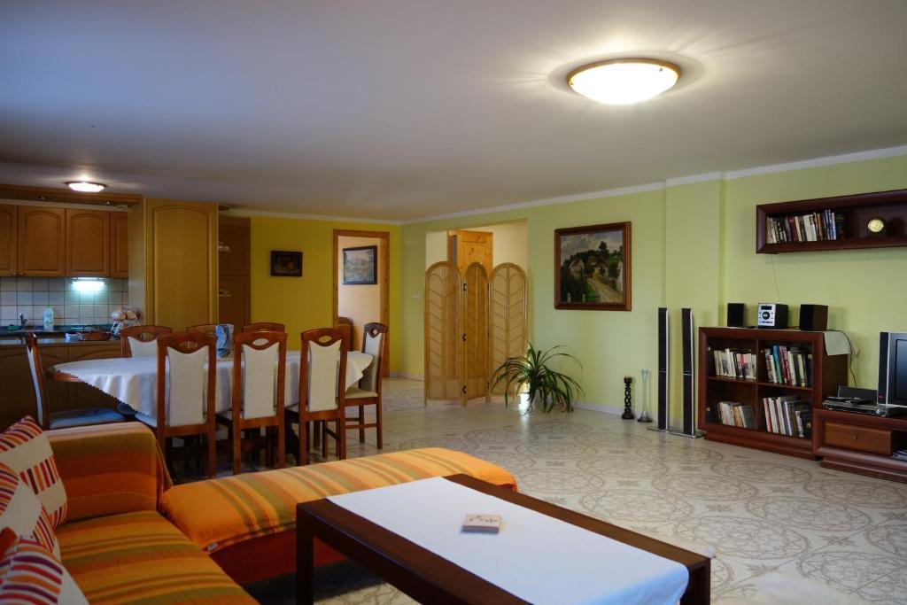 Apartmany Arnika Horni Plana Luaran gambar